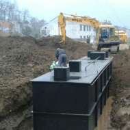 污水处理设备在各行各业应用都十分广泛